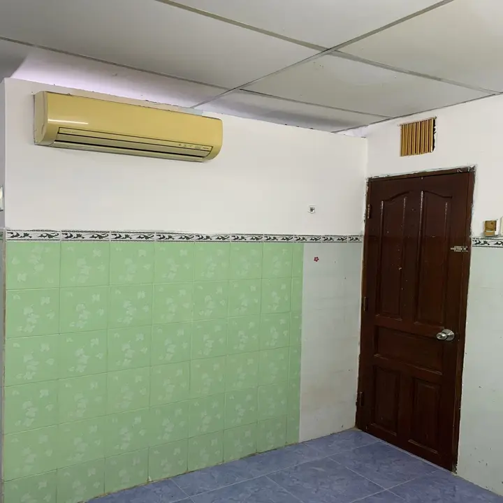 Phòng cho thuê tại 240/52 Cách Mạng Tháng 8, Quận 3 3 Phòng cho thuê tại 240/52 Cách Mạng Tháng 8, Quận 3 - Hình ảnh 3