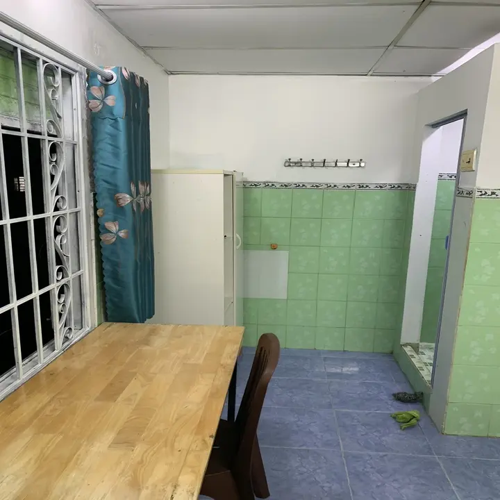 Phòng cho thuê tại 240/52 Cách Mạng Tháng 8, Quận 3 4 Phòng cho thuê tại 240/52 Cách Mạng Tháng 8, Quận 3 - Hình ảnh 4