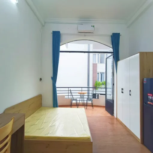 Phòng ban công Hoàng Dư Khương, Quận 10 - Hình ảnh 2