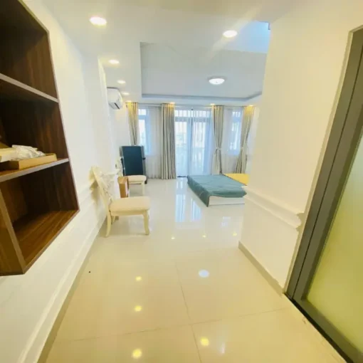 Phòng ban công Dương Quảng Hàm, Gò Vấp