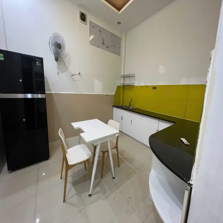 Phòng trống đường Quách Văn Tuấn, phường 12, Tân Bình